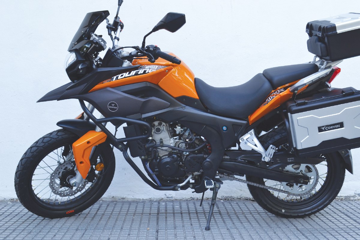 Manual de taller , servicio, despiece y usuario Corven Triax 250 touring, Corven DX 70, Corven Energy 110, Corven Energy Tunning 110 , Corven Export 80, Corven Hunter 150, Corven Indiana 256, Corven Mirage 110, Corven Terrarin 250, Corven Triax 150, Corven Triax Motard 200 en pdf