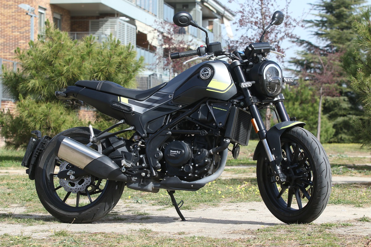 Benelli-Leoncino-250-manual-taller-mecanica- partes- despiece- torques-diagrama electrico pdf